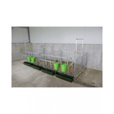 Instalare modulara a gardului pentru vitei in grajd