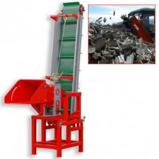 Tocator de crengi pentru tractor 2V-120TK cu banda transportoare de 2m